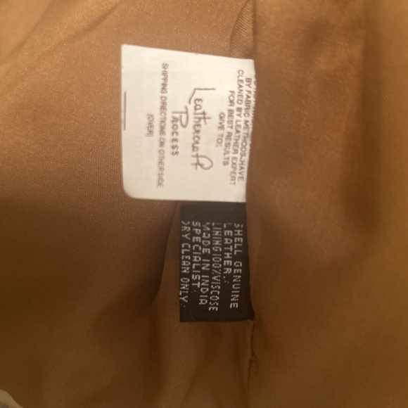 Vintage Women's Outerbound by HMS Cropped Tan Leather Fringe Jacket Size M - Picture 5 of 8